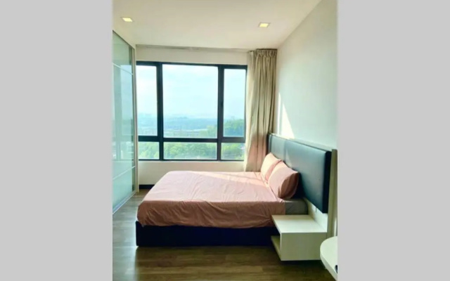 Landmark Residence 2, High Floor with Nice View, Free Parking, TVbox. – Guest Rooms – Kajang
