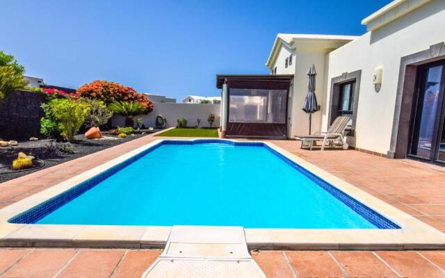 216 - Villa Helena by Villas Now Ltd