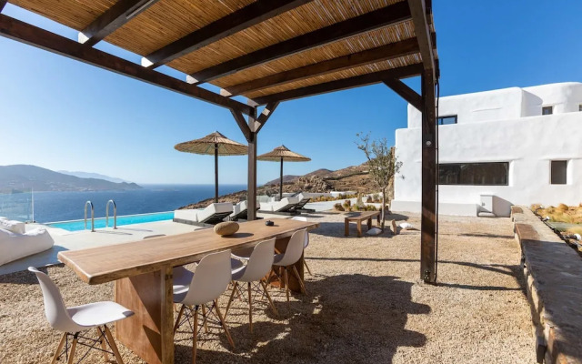 Amaze Mykonos Luxury Seaview Retreat