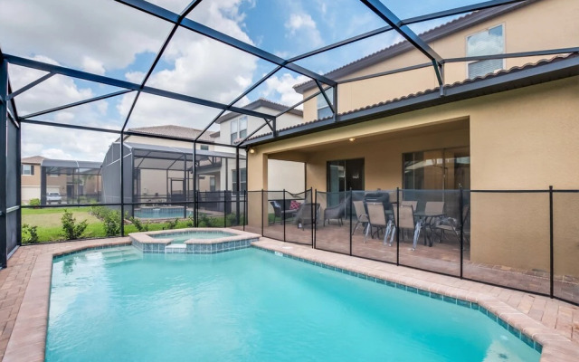 Misty Oak Circle Villa  Solterra