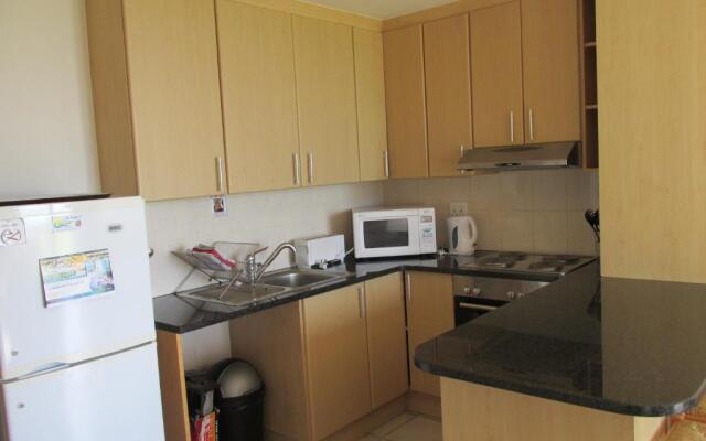 Point Village Accommodation - Santos 11