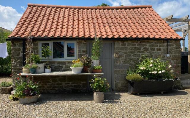 White House Farm - Beautiful Self Contained Courtyard Rooms
