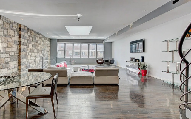 Destination Stays - LOFT HOUSE Quartier des Spectacles