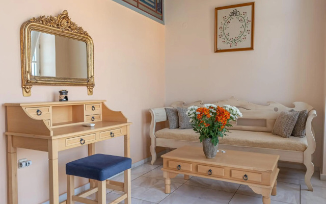 Pandora Suites