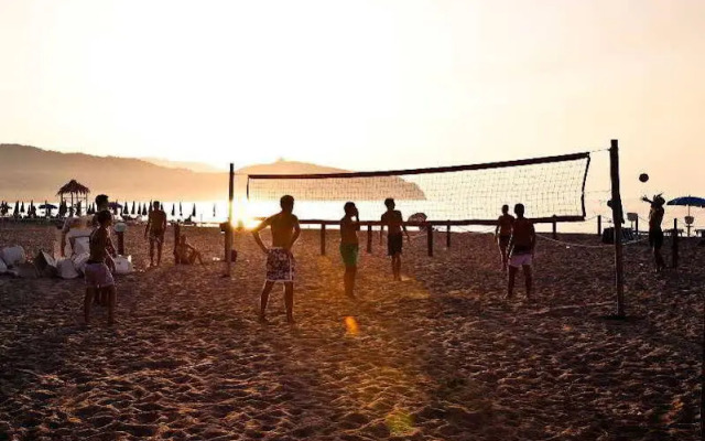 Tindari Resort & Marina Beach