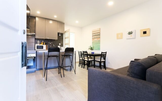 Almirante Balcony by Homing