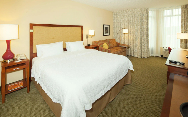 Hampton Inn & Suites Nashville-Green Hills