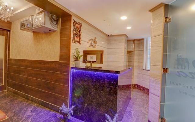 Fabhotel Ira International