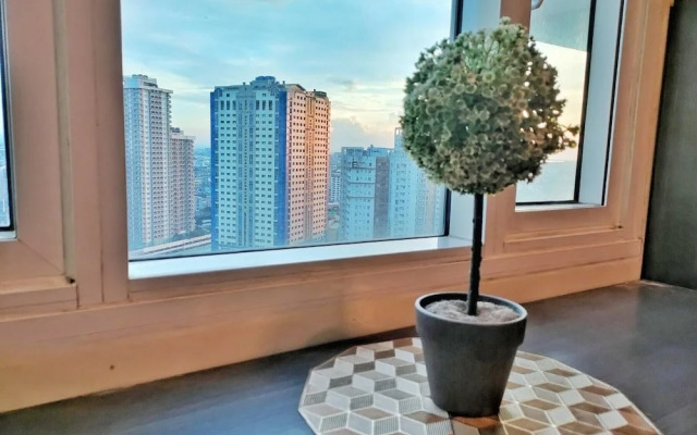 The Beacon Makati by Cozi Condotels