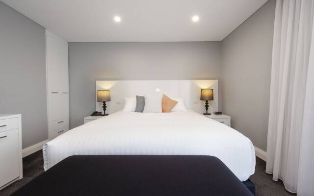 Canberra Rex Hotel & Serviced Apartments