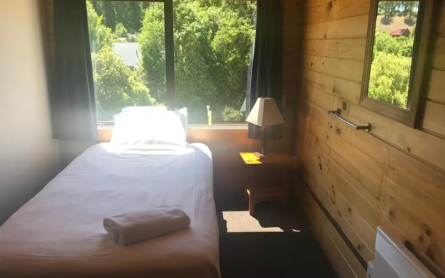 Altamont Lodge