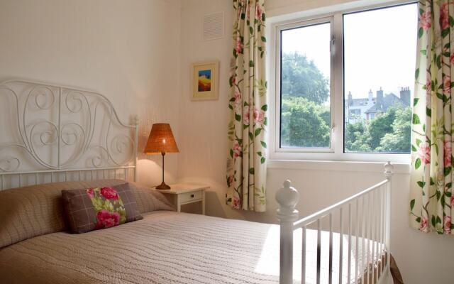 1 Bedroom Flat Near City Centre