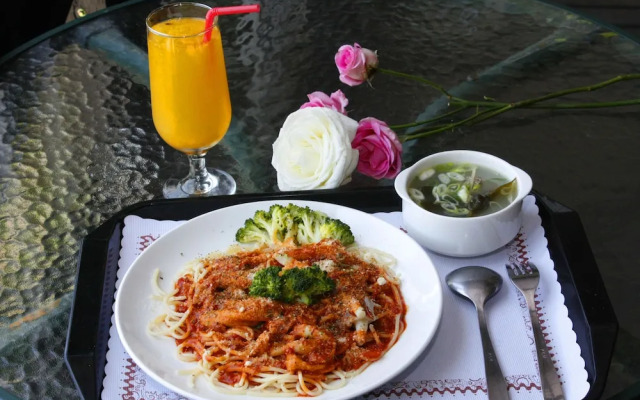 Zusin Shin Garden Hotel