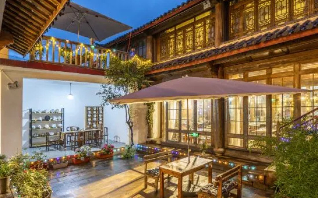 Quanningyue Inn