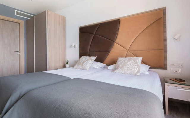 Plaza Regency Hotels