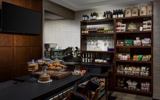 Distrikt Hotel New York City, Tapestry Collection by Hilton