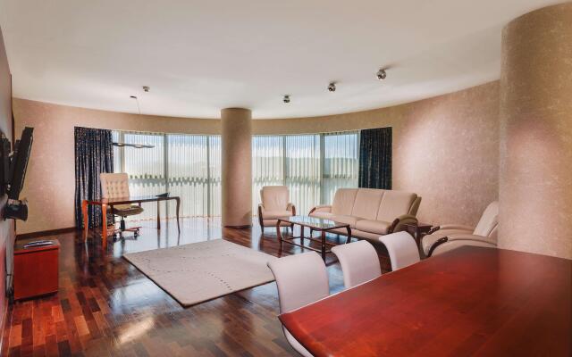 DoubleTree by Hilton Cluj – City Plaza
