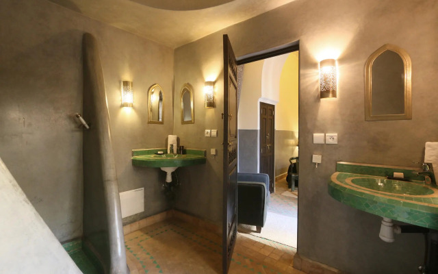 Ambre Epices Medina Riad