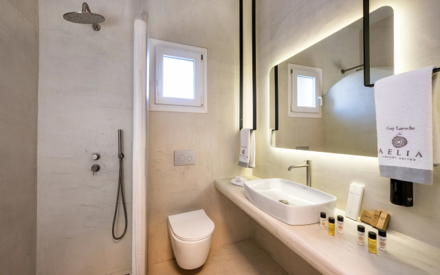 Aelia Luxury Suites