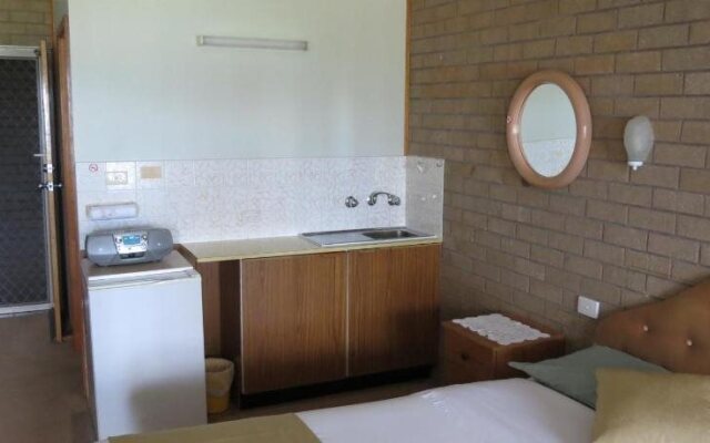 Beachview Motel - Adults Only