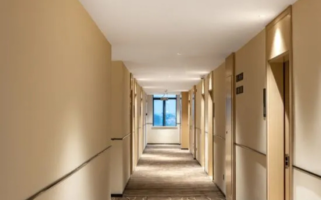 City Comfort Inn Hotel (Lingao Shopping Plaza)