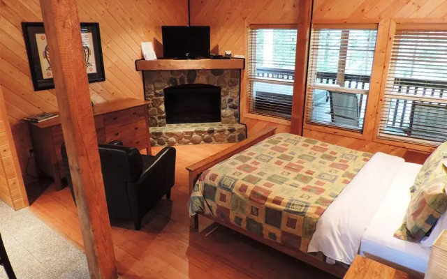 Wild Pacific Waterfront Cabins