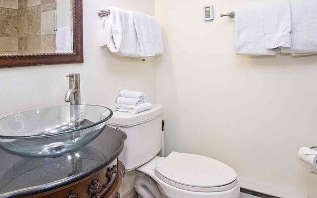 Timberfalls 1005 3 Bedroom Condo by RedAwning