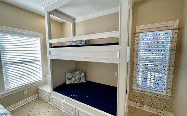 Deja View 3 Bedroom Home