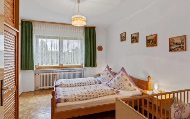 Cozy Apartment in Sonnen Bavaria near Forest