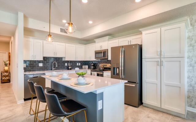 Spacious and pleasant home near Disney