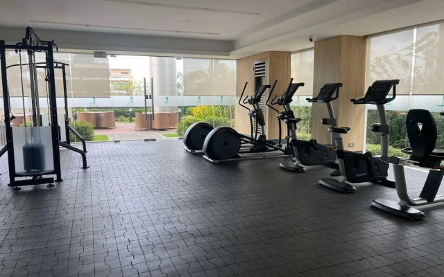 Lush residence Makati City by darpm
