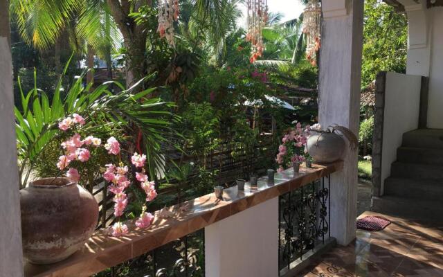 Chona and Christophe Guesthouse - Masbate