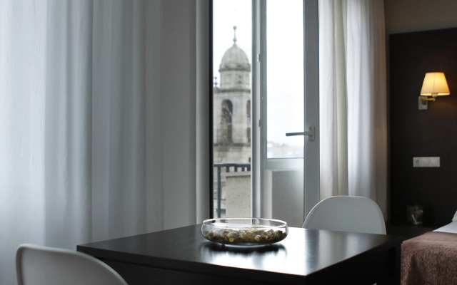 Méndez Núñez Hotel