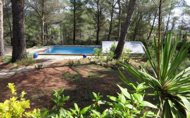 Beautiful Holiday Home in Font-rubi With Private Pool