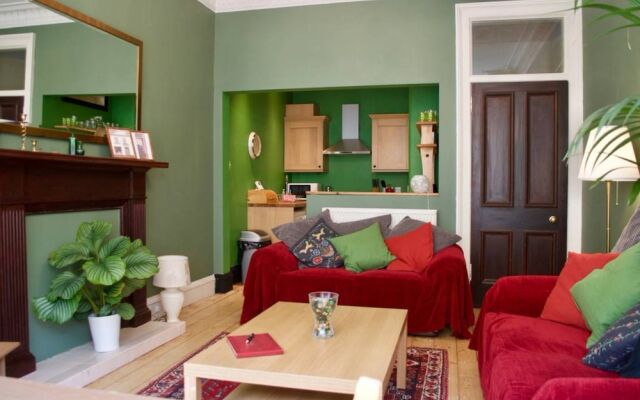 1 Bedroom Stockbridge Apartment