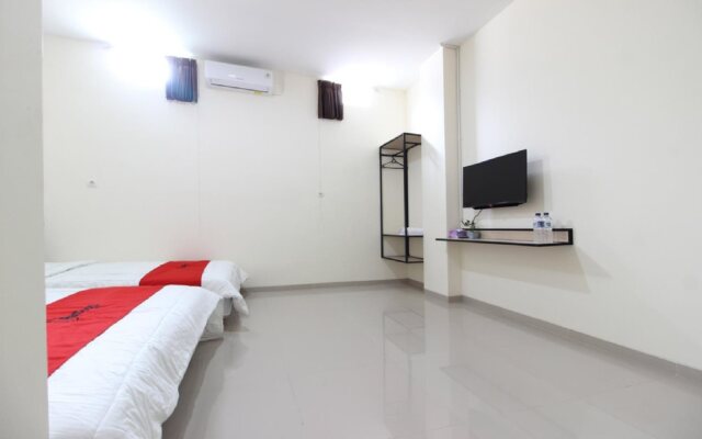 RedDoorz Near Malioboro Mall 2