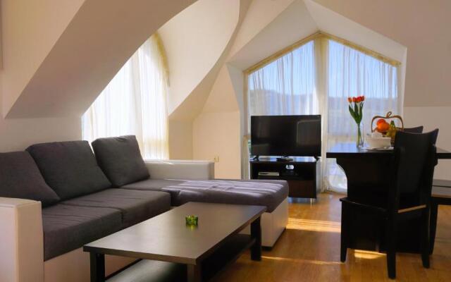 Apartments Kavarna Hills Complex