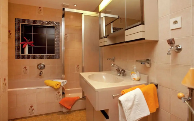 Spacious Apartment in Ehrwald With Balcony