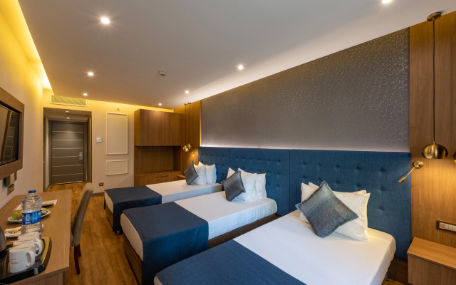 Nova Plaza Crystal Hotel & Spa