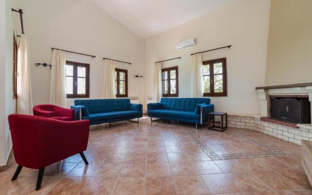 Sani Dream Villa