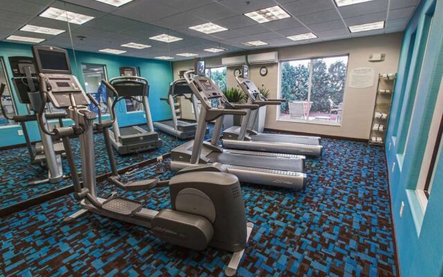 Fairfield Inn & Suites Toledo North