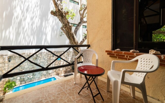 Eclipse 6 by Playa Paradise