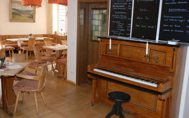 An der Rauschen - Apartments, Ferienzimmer & Kunst