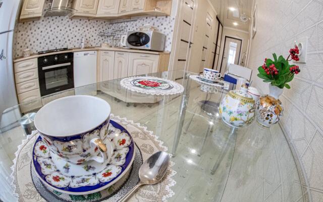 Апартаменты Четыре Сезона мкрн. Дружба 2/8