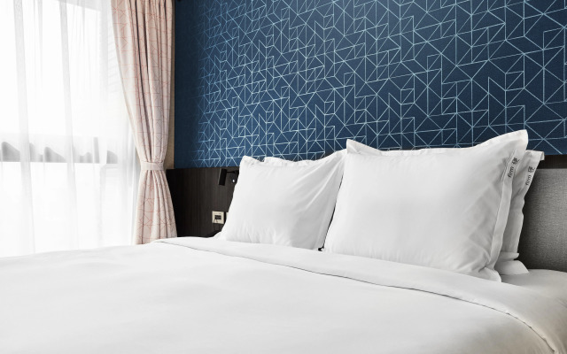 Holiday Inn Express Kaohsiung Love River by IHG