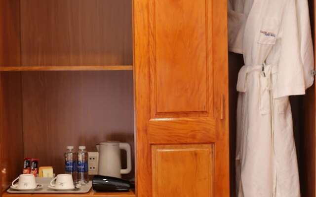 Phu Long Tam Ky Hotel & Restaurant