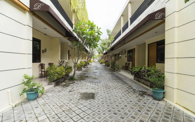 Kara Residence by RedDoorz