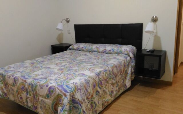 Hostal JQ Madrid 1