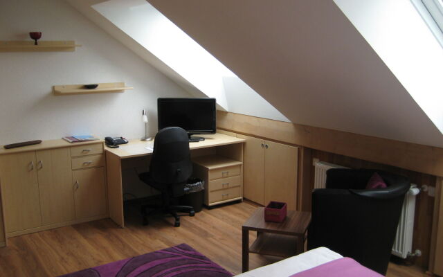 Neu Heidelberg - Guesthouse & Apartments