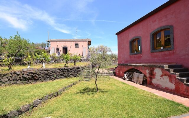 Rustic Holiday Home in Santa Venerina With Terrace & Garden